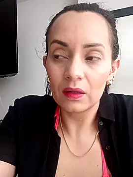 Snapshot of sarita_star chatting on October 22, 2025, 5:01 pm sarita star online show from October 22, 2025, 5:01 pm