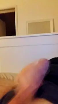 NewJoiner online show from February 24, 2026, 9:04 pm