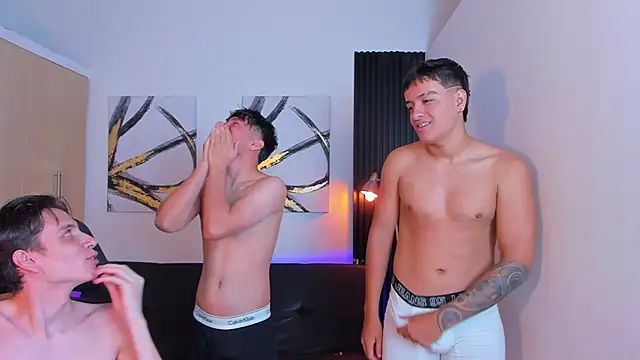 Horny BoysW online show from September 20, 2025, 1:16 pm