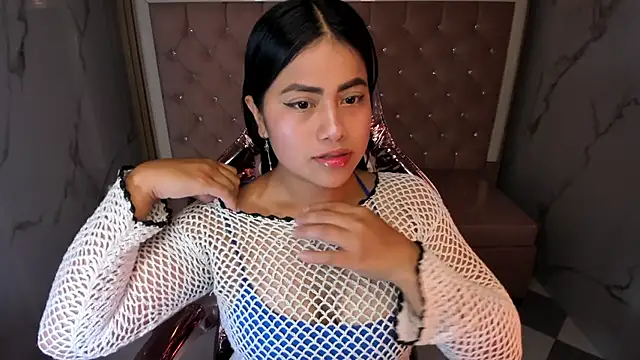 Victoria b  online show from October 15, 2025, 8:06 pm