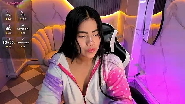 Victoria b  online show from October 23, 2025, 7:56 pm