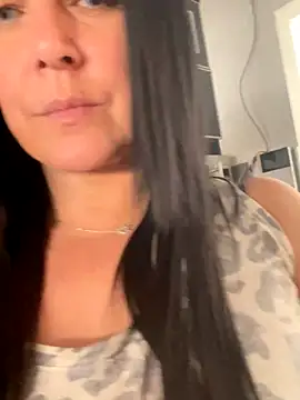 Snapshot of Mayra_milk chatting on September 9, 2025, 6:50 pm Mayra milk online show from September 9, 2025, 6:50 pm