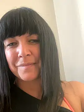 Snapshot of Mayra_milk chatting on September 16, 2025, 8:43 pm Mayra milk online show from September 16, 2025, 8:43 pm