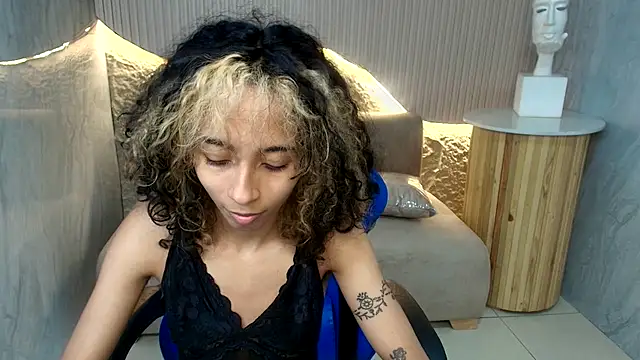 Agnis ink r online show from November 24, 2025, 1:11 pm