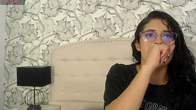 Luna Noire1 online show from February 25, 2026, 4:23 am