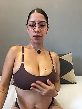 luvely online show from April 17, 2026, 1:36 pm