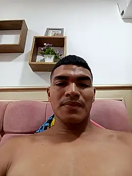 Snapshot of caspinth chatting on October 24, 2025, 1:32 pm caspinth online show from October 24, 2025, 1:32 pm