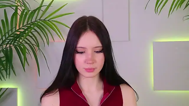 GraceMartinos online show from December 18, 2025, 10:52 am