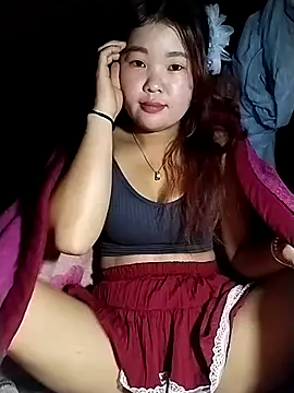 lylylove online show from March 12, 2026, 7:51 pm