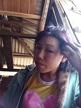 Snapshot of Ngocmi909 chatting on February 16, 2026, 8:46 am Ngocmi909 online show from February 16, 2026, 8:46 am