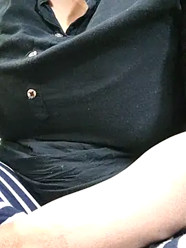 Snapshot of ARPITAGOYAL143 chatting on November 18, 2025, 9:23 am ARPITAGOYAL143 online show from November 18, 2025, 9:23 am