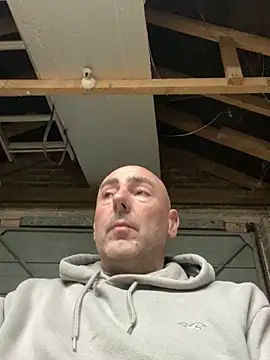 Richmcgee online show from March 21, 2026, 8:24 pm