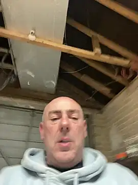 Richmcgee online show from April 5, 2026, 7:20 pm