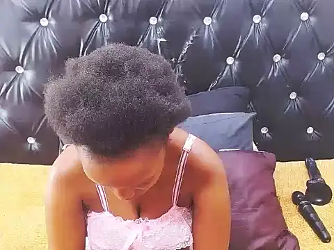 Snapshot of AppleAss02 chatting on March 26, 2026, 5:33 pm AppleAss02 online show from March 26, 2026, 5:33 pm