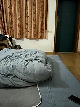 xiiuuff18 online show from March 14, 2026, 12:55 pm