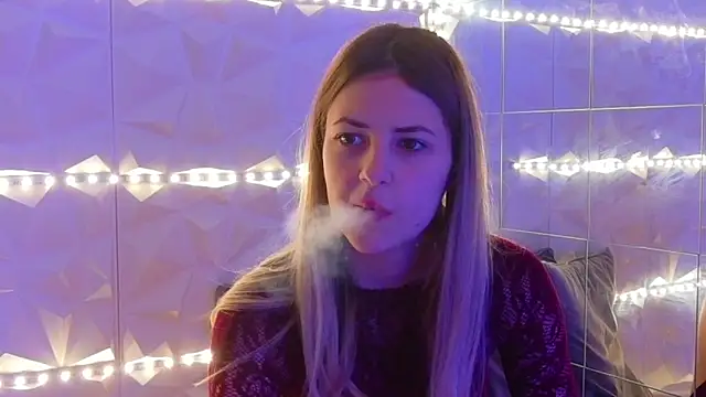 Aishha  online show from November 25, 2025, 6:03 am