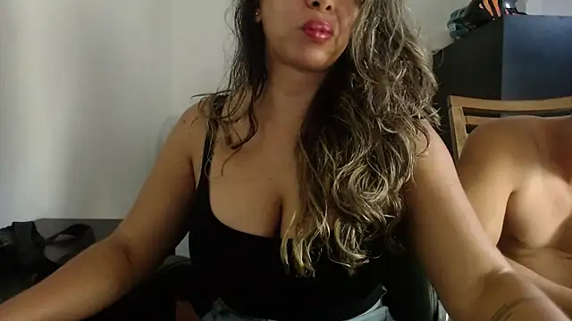 Snapshot of Alanna_kael chatting on September 11, 2025, 2:22 am Alanna kael online show from September 11, 2025, 2:22 am
