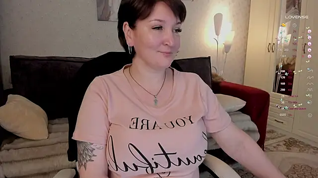 Snapshot of Sanata_James chatting on February 17, 2026, 6:16 pm Sanata James online show from February 17, 2026, 6:16 pm