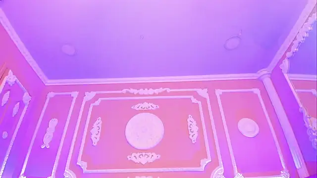 aitana johns online show from September 24, 2025, 12:00 pm