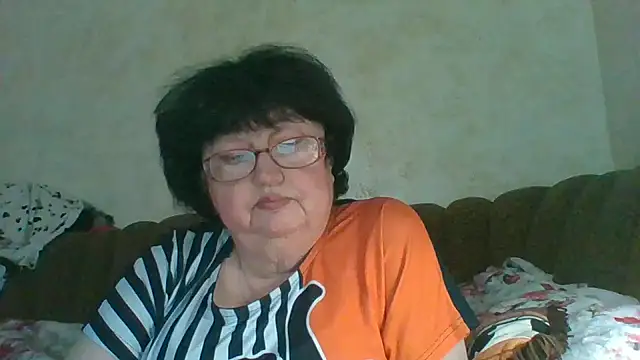 Snapshot of MilaSky5303 chatting on November 3, 2025, 9:13 am MilaSky5303 online show from November 3, 2025, 9:13 am