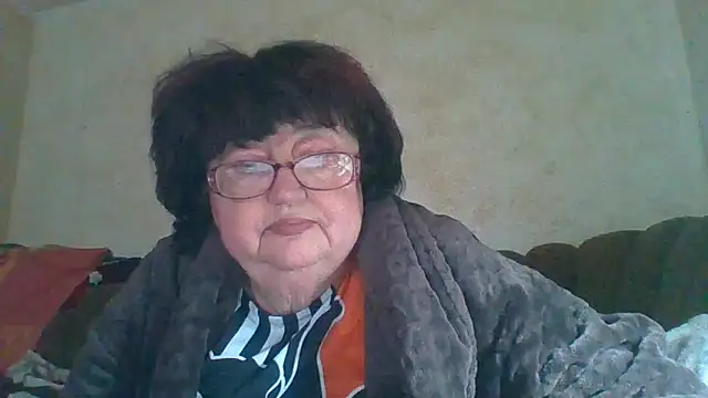 Snapshot of MilaSky5303 chatting on October 1, 2025, 11:14 am MilaSky5303 online show from October 1, 2025, 11:14 am