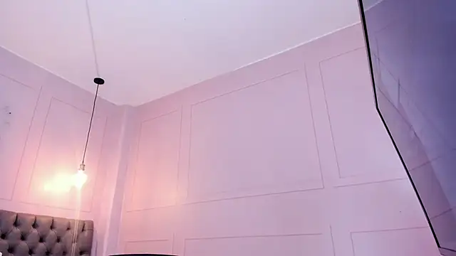 Briana 24 online show from October 13, 2025, 12:07 pm