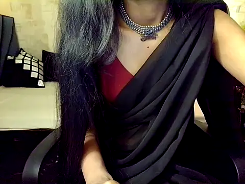 fairy princess online show from October 29, 2025, 5:56 pm