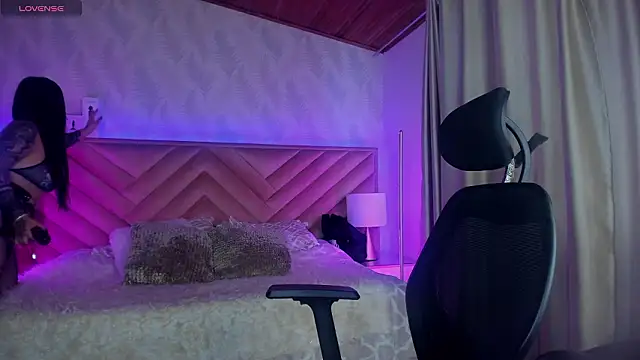 Snapshot of _raven_black chatting on February 25, 2026, 1:22 pm raven black online show from February 25, 2026, 1:22 pm