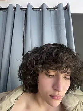 TeensNews18 online show from February 13, 2026, 11:49 pm