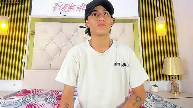 Snapshot of Just18Jake chatting on September 16, 2025, 6:20 pm Just18Jake online show from September 16, 2025, 6:20 pm