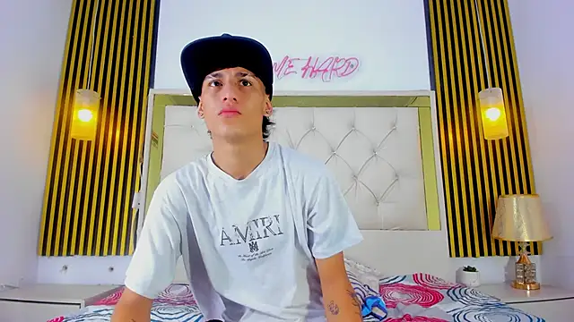 Snapshot of Just18Jake chatting on September 19, 2025, 6:23 pm Just18Jake online show from September 19, 2025, 6:23 pm