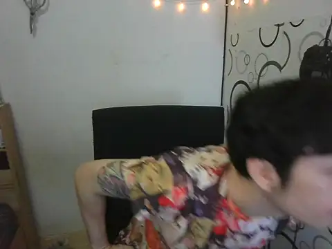 moaman190 online show from October 16, 2025, 2:58 pm