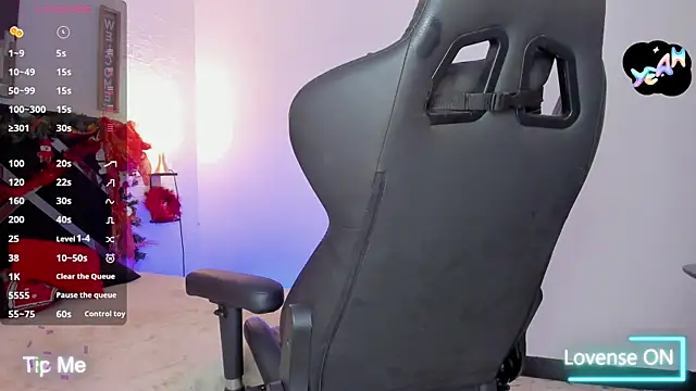 Adan Oriol online show from December 17, 2025, 7:41 pm