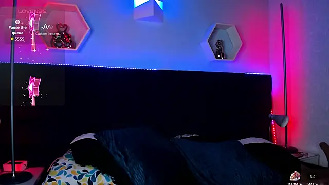  carla rosee online show from February 13, 2026, 6:35 am