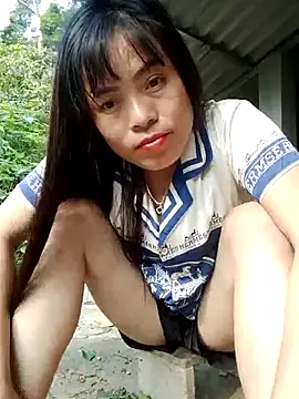 Maymay0033 online show from April 4, 2026, 1:01 am