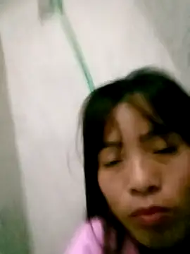 Maymay0033 online show from November 6, 2025, 2:43 pm