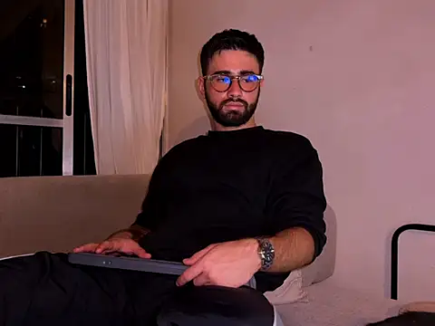 zack sullivan22 online show from March 10, 2026, 6:50 am