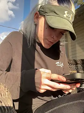 Snapshot of ittybittymeryssa chatting on February 4, 2026, 10:05 pm ittybittymeryssa online show from February 4, 2026, 10:05 pm