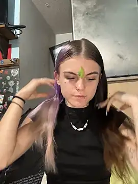 Snapshot of ittybittymeryssa chatting on December 20, 2025, 11:24 am ittybittymeryssa online show from December 20, 2025, 11:24 am