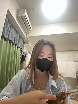 Tientien06 online show from October 1, 2025, 8:52 am