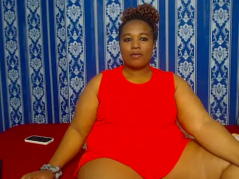 JUICEYLIPS333 online show from October 5, 2025, 11:12 am