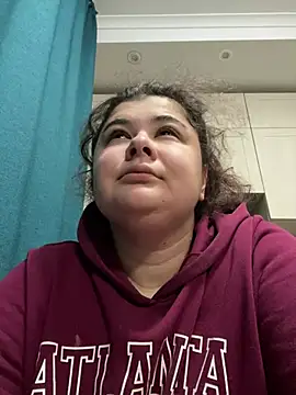 AliceCurlyX online show from February 1, 2026, 4:44 am