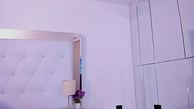 sweetabbey online show from October 11, 2025, 6:53 pm