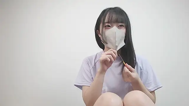 Hanna xxx cute online show from October 6, 2025, 11:00 am