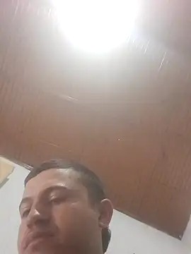 Loquendo2201 online show from September 28, 2025, 1:40 pm