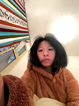 jingjing005 online show from November 27, 2025, 9:21 am