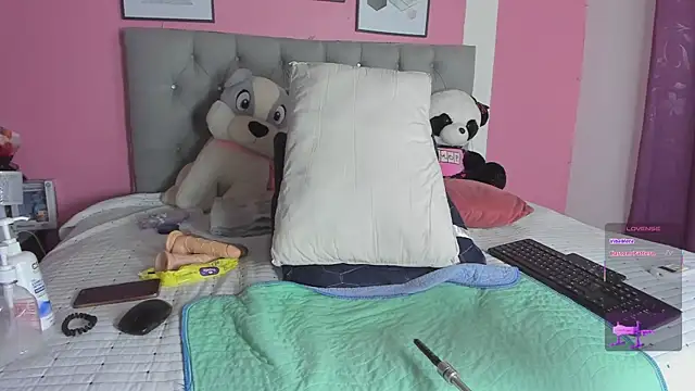 EvelynFoxx- online show from September 21, 2025, 6:24 pm