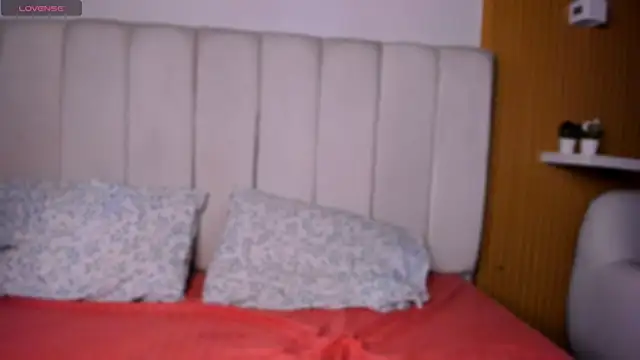 Snapshot of Lunita_naughty chatting on February 11, 2026, 5:46 pm Lunita naughty online show from February 11, 2026, 5:46 pm