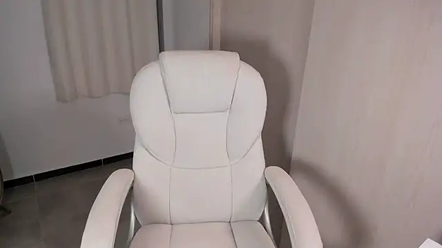 seductivelvet online show from November 27, 2025, 1:17 am