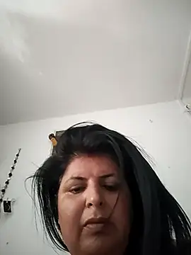 Snapshot of Jann_Riya333 chatting on May 17, 2026, 6:35 am Jann Riya333 online show from May 17, 2026, 6:35 am